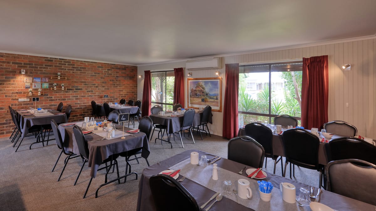 Riverland Motel — 2