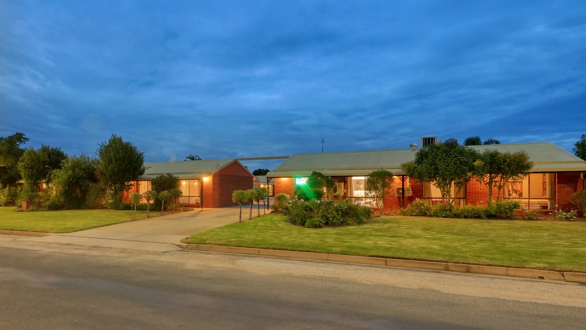 Riverland Motel — 3