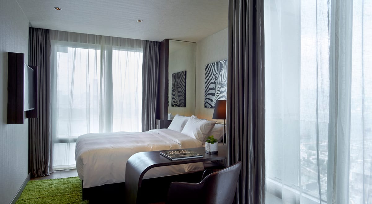 Gloucester Hotel — 3