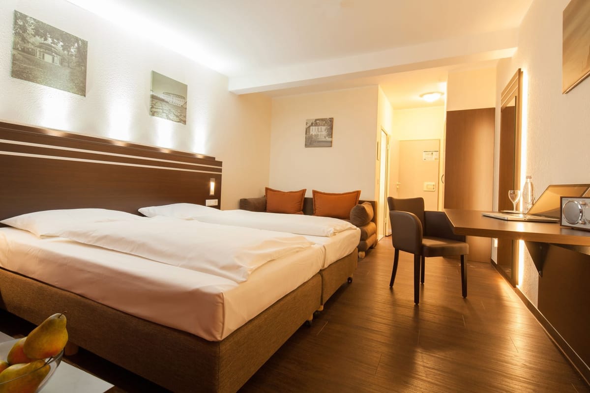 Hotel am Stern — 3