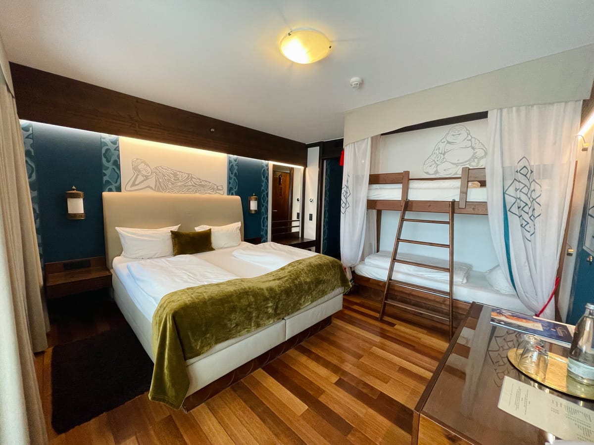 Hotel Ling Bao — 5