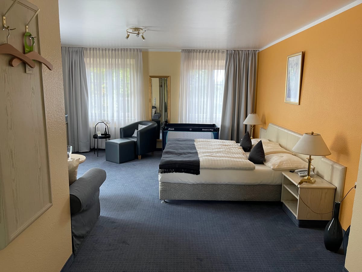 Hotel Pontivy — 2