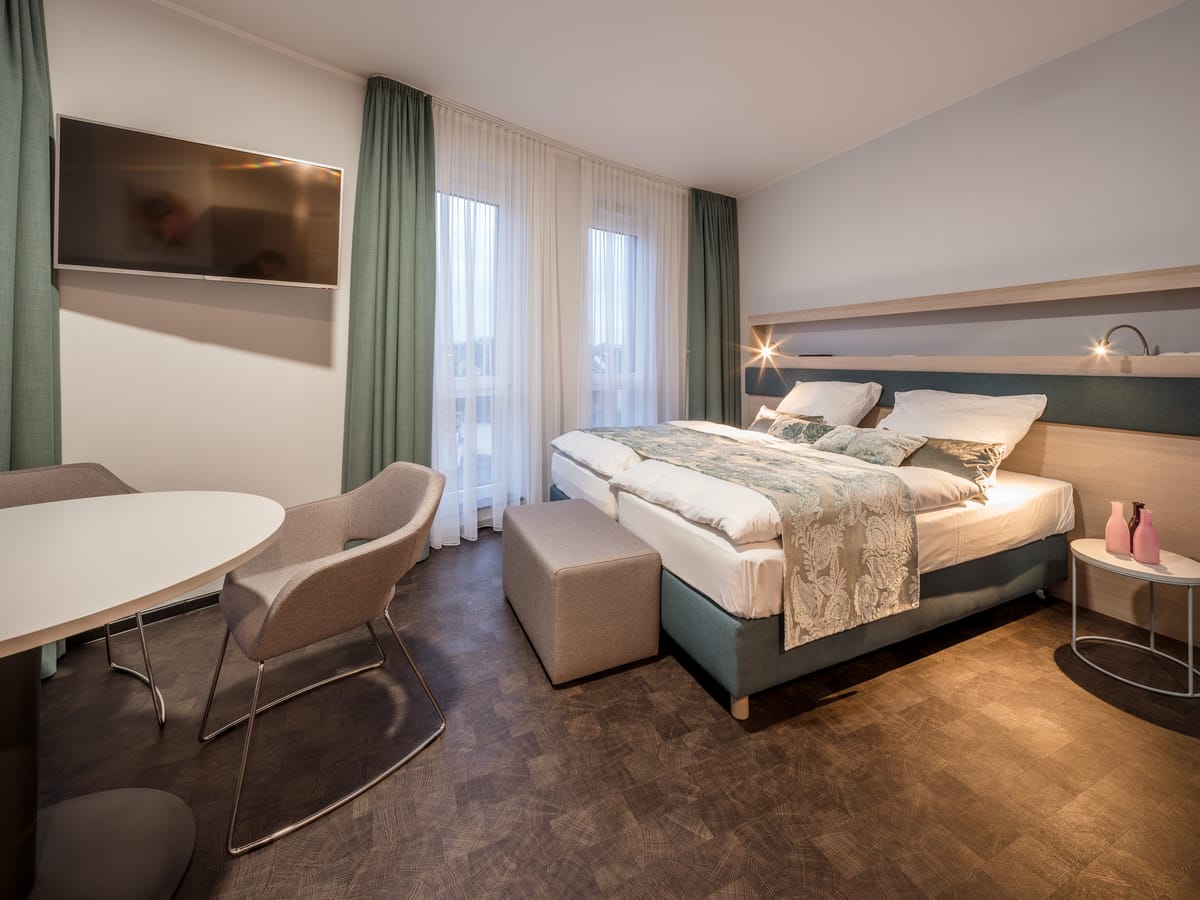 RS-HOTEL - smart luxury hotel & apartments