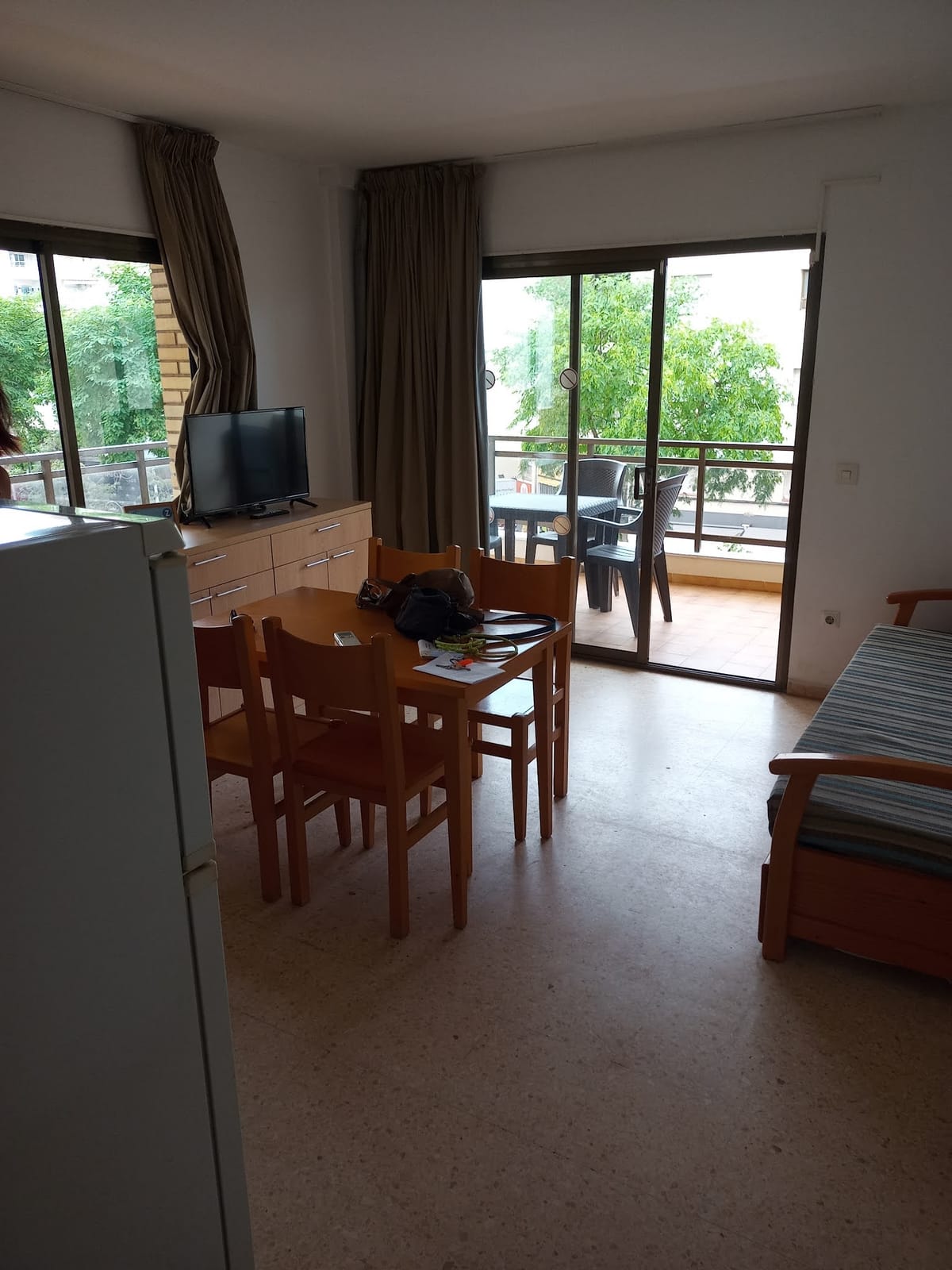 Apartamentos Zeus Sant Jordi — 2