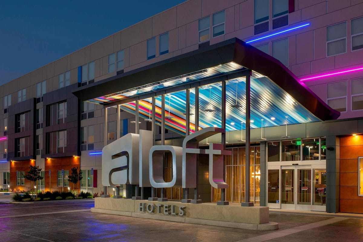 Aloft by Marriott Orlando Lake Buena Vista — 5
