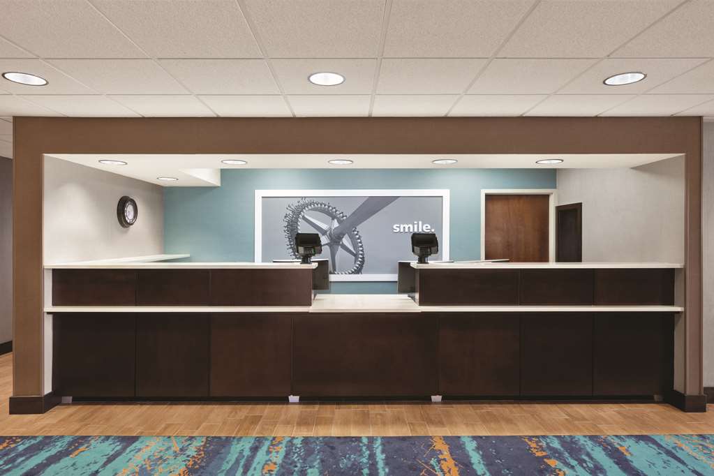 Hampton Inn Orlando International Drive/Convention Center — 4