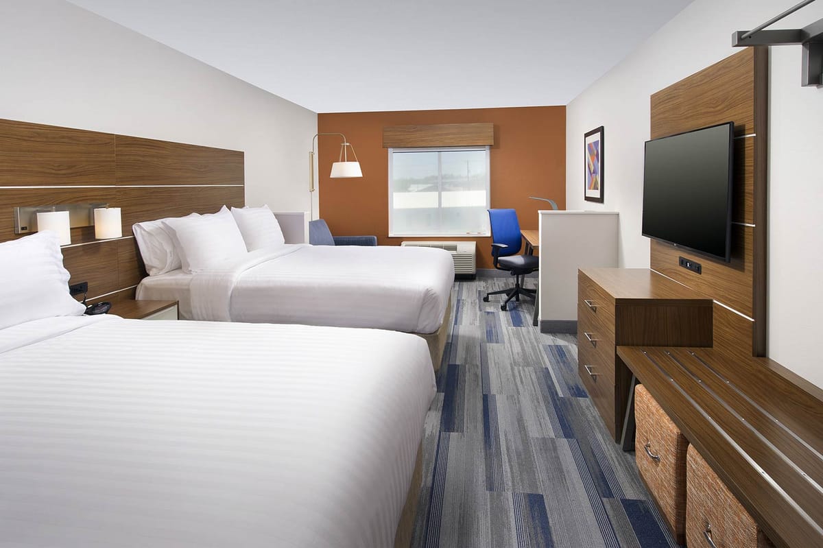 Holiday Inn Express & Suites Orlando - Lake Buena Vista by IHG — 3