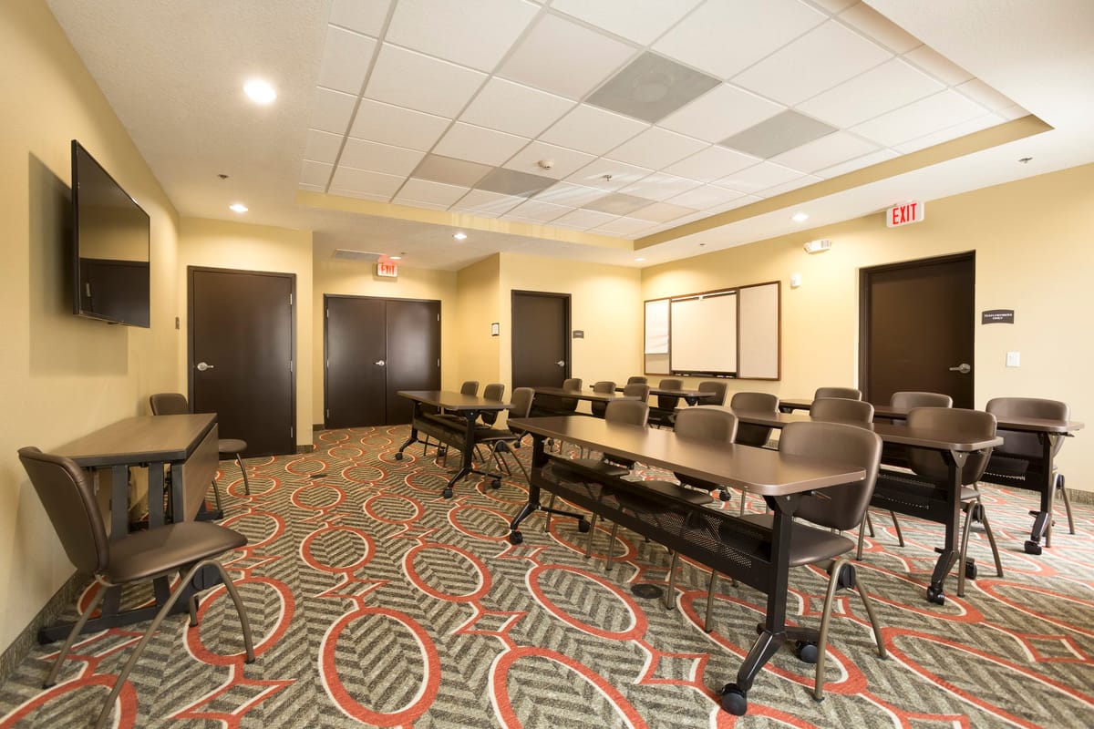 Staybridge Suites Orlando at Seaworld by IHG — 3