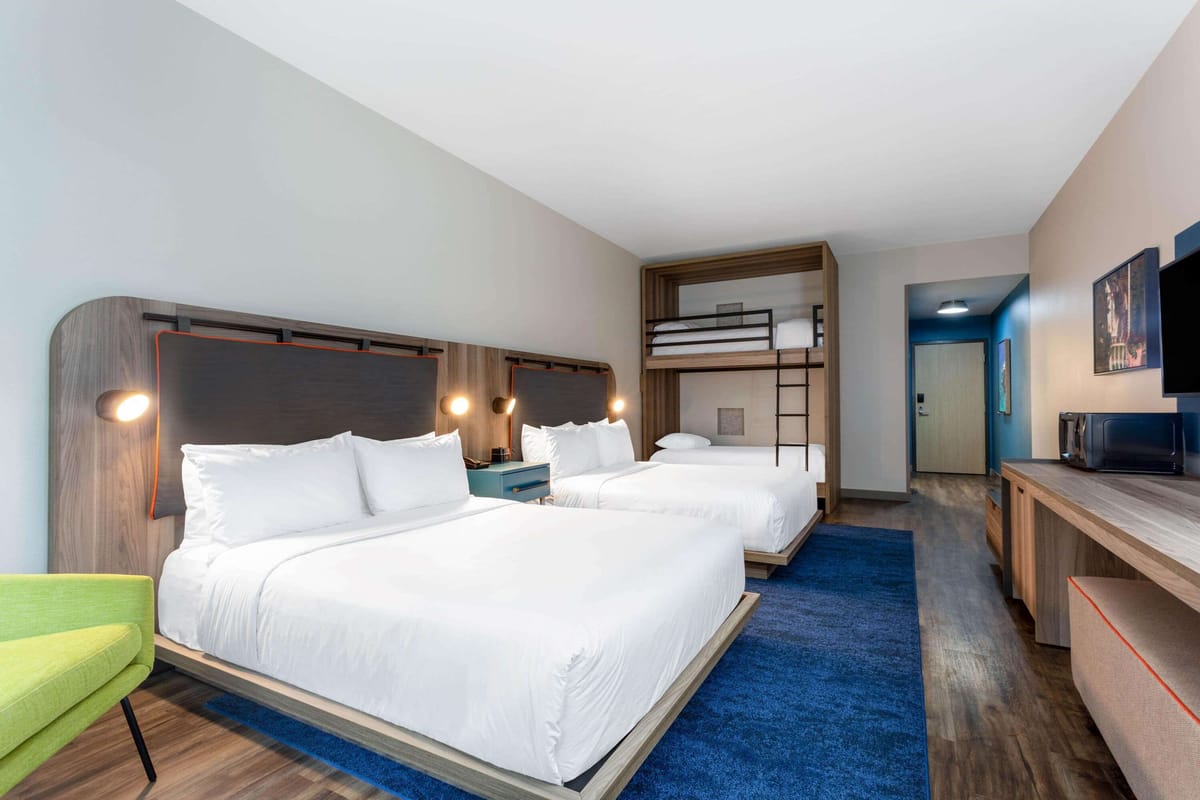 TRYP by Wyndham Orlando — 2