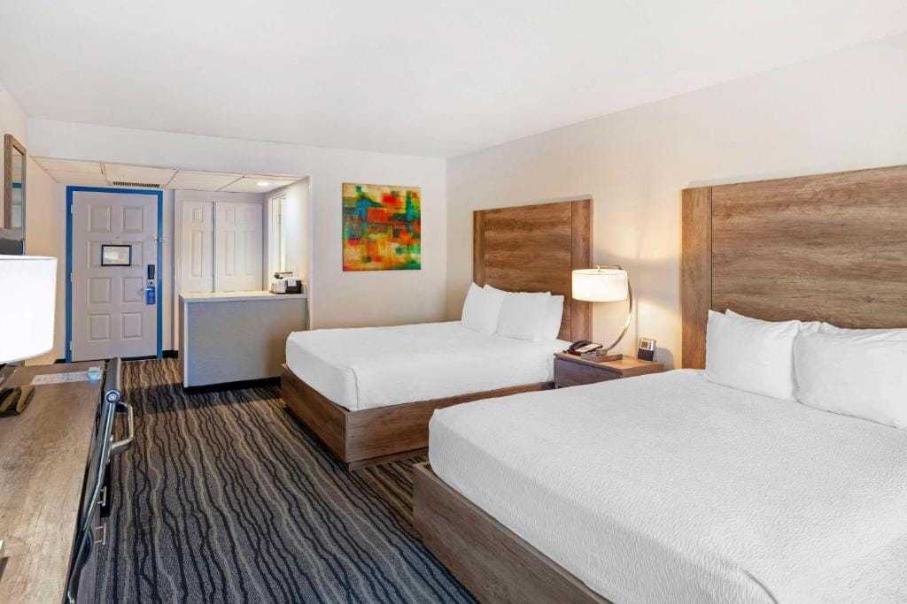 Best Western Posada Royale Hotel & Suites — 2