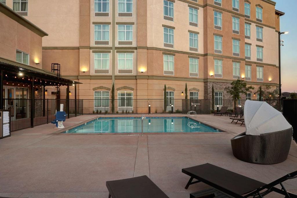 Homewood Suites By Hilton Santa Clarita/Valencia, Ca — 4