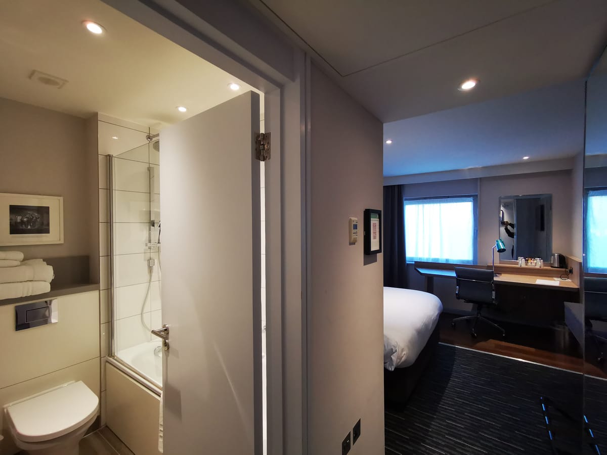 Holiday Inn London - Shepperton by IHG — 4