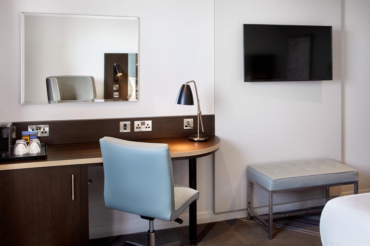 Premier Inn London Heathrow Airport Terminal 4 hotel — 5