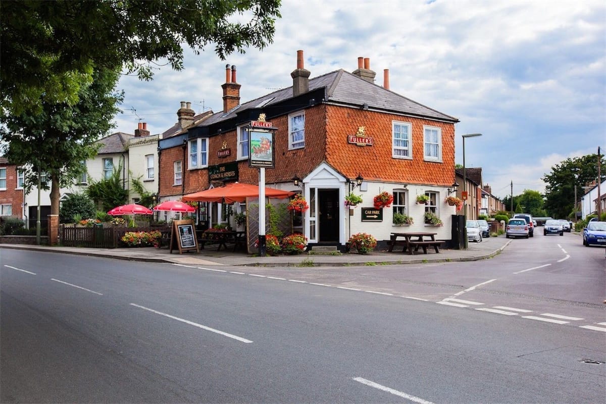 The Coach & Horses, Chertsey — 4