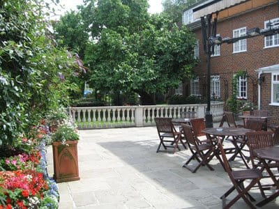 Warren Lodge Hotel — 2