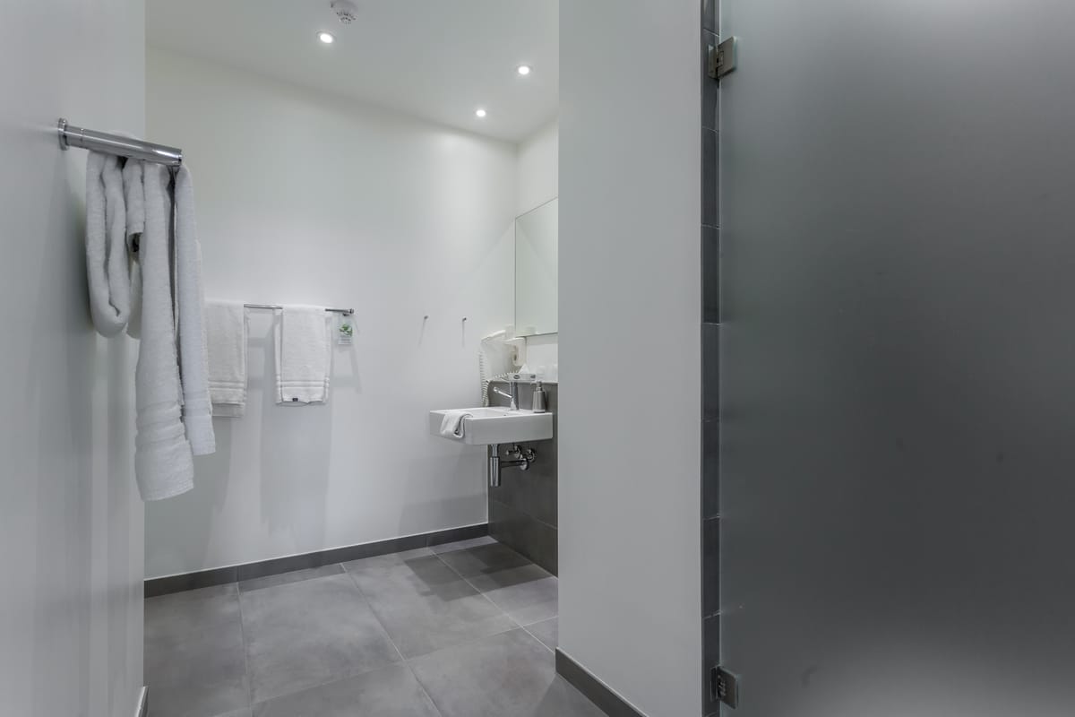 Mercur Hotel — 2