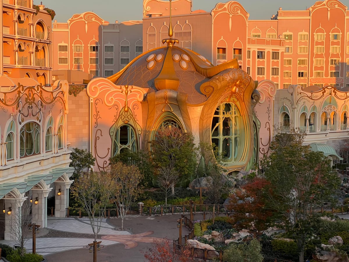 Grand Chateau — 4