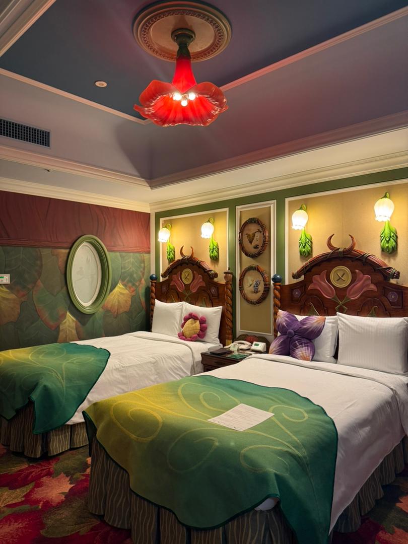 Tokyo Disneyland Hotel — 4