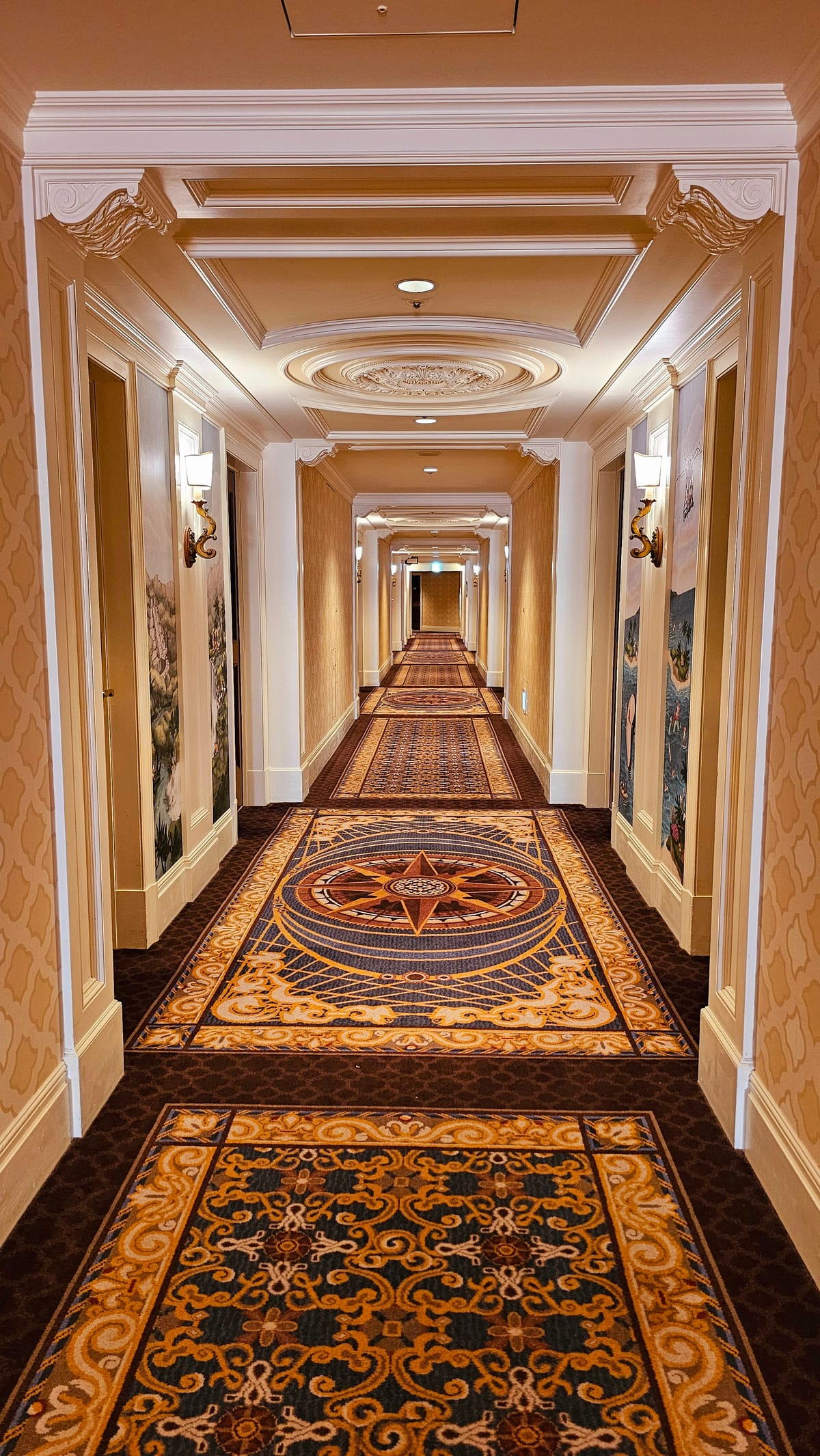 Tokyo DisneySea Hotel MiraCosta — 2