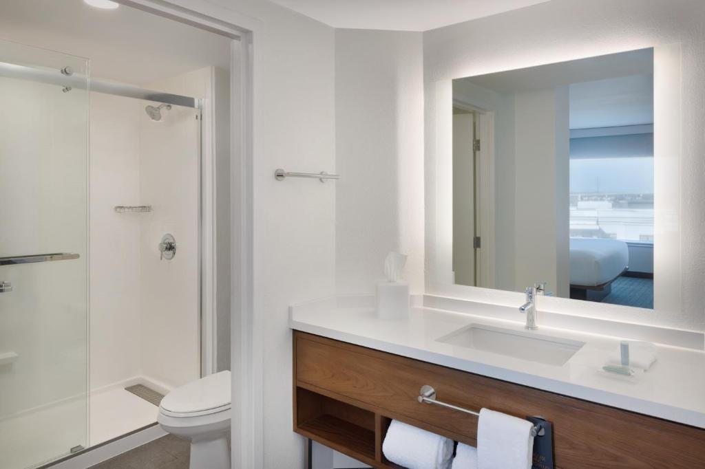 Courtyard by Marriott across Universal Orlando — 5