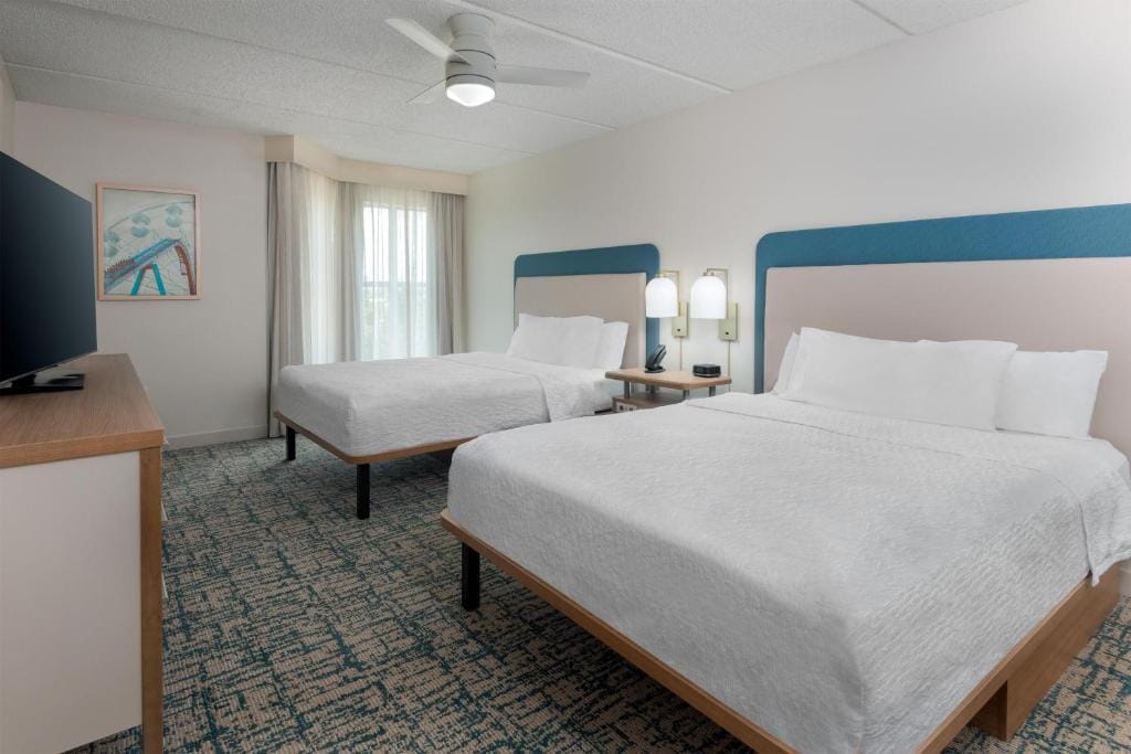 Homewood Suites by Hilton Orlando-Nearest to Universal Studios — 2