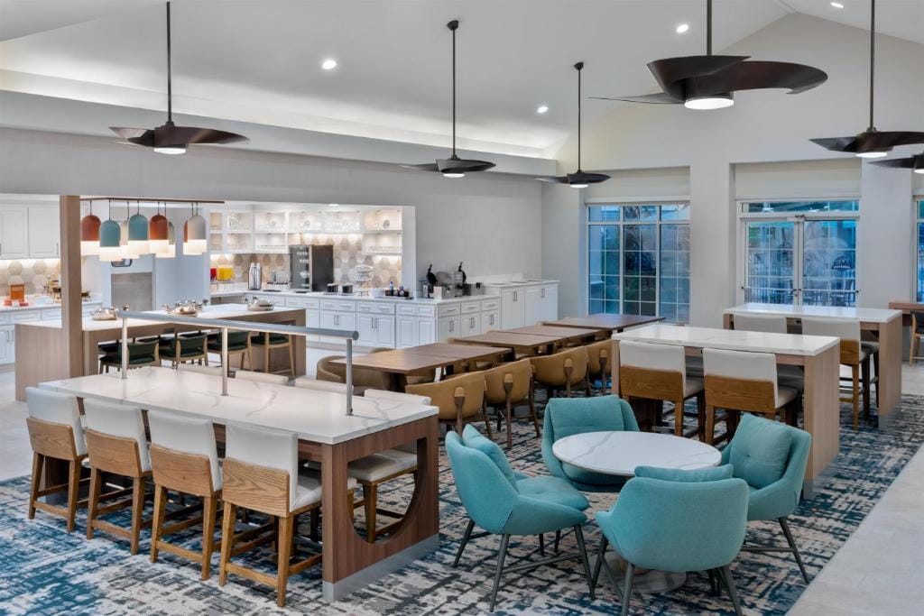 Homewood Suites by Hilton Orlando-Nearest to Universal Studios — 5