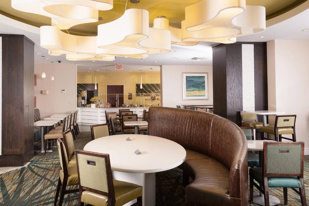 SpringHill Suites by Marriott Orlando Convention Center — 5