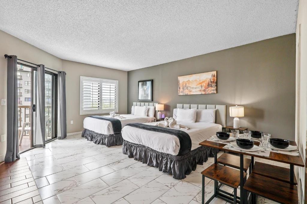 Studio Condo Near Universal I-Drive w Kitchenette