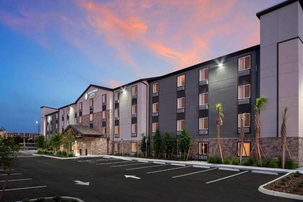 WoodSpring Suites Orlando I-4 & Convention Center — 4