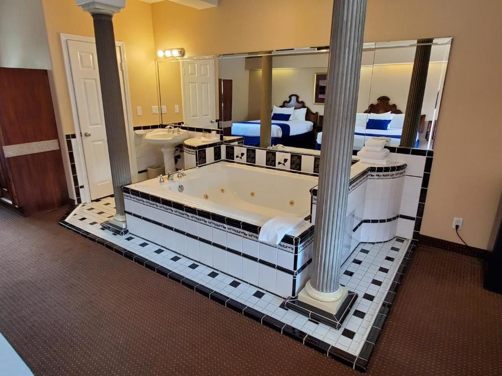 Colony Inn - North Hollywood - Hotel Near Universal Studios — 3