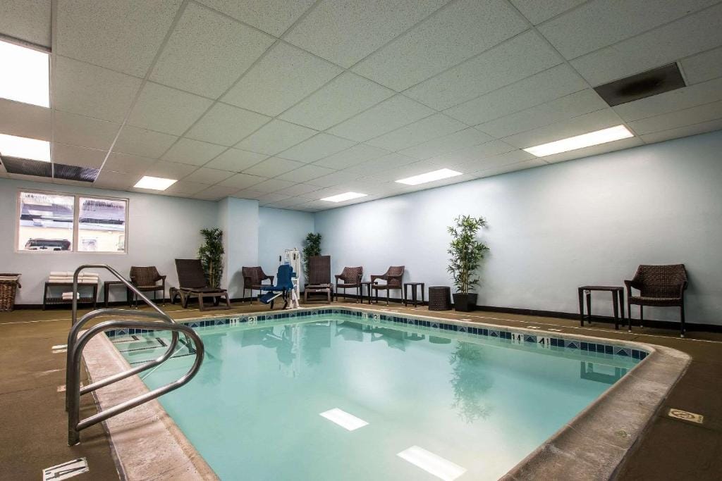 Tilt Hotel Universal-Hollywood, an AGA Collection Hotel — 4