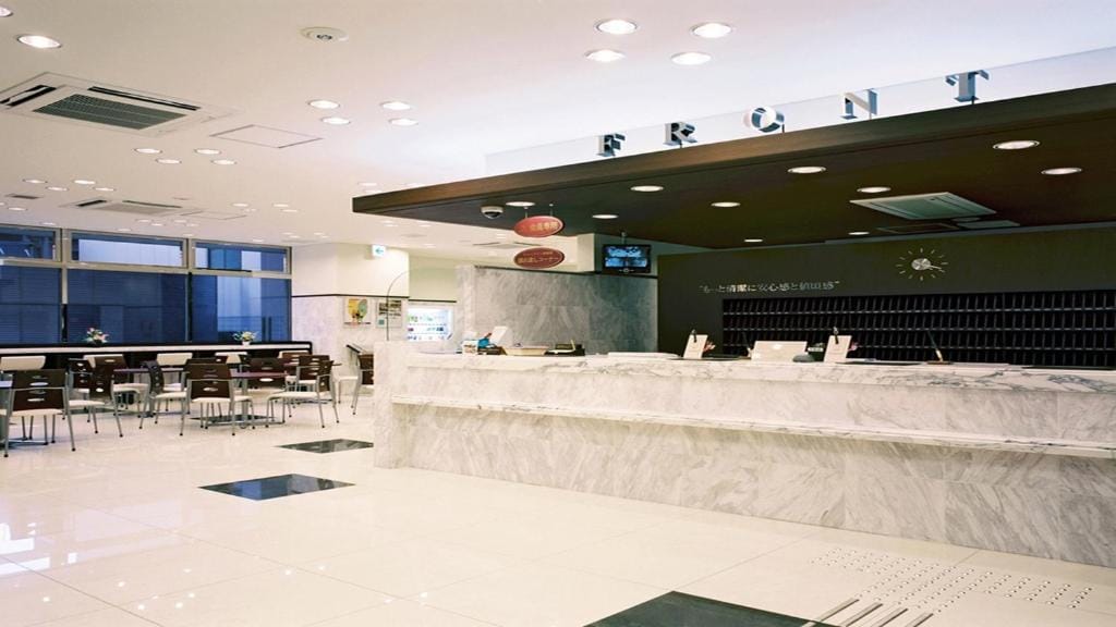 Toyoko Inn Osaka JR Noda Ekimae — 2