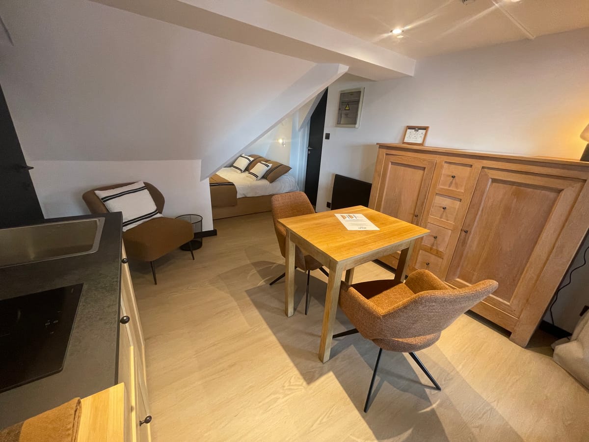 Hôtel B&R LLN Piano 2 — 3